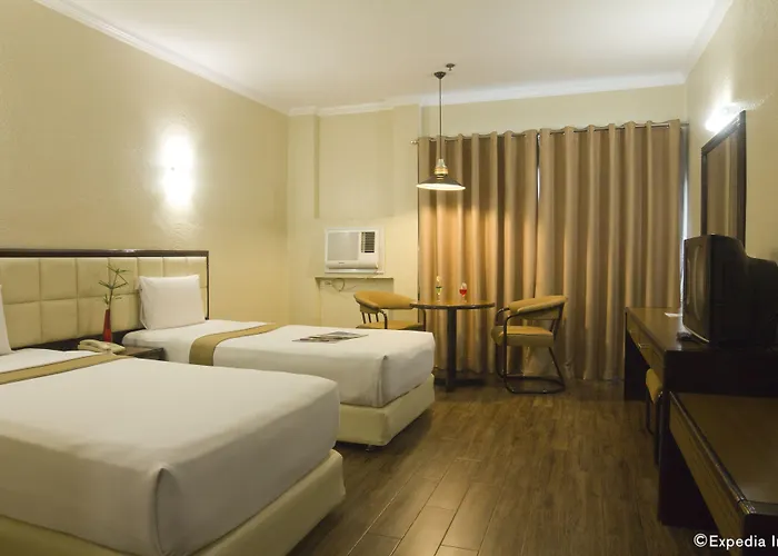 Rothman Hotel 3*